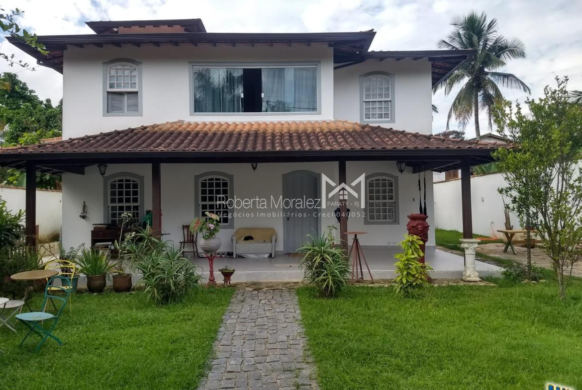 Ótima casa a venda em Paraty com amplo espaço